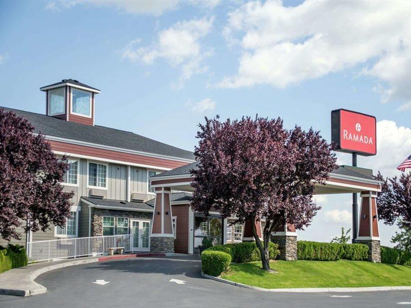 Ramada By Wyndham Moses Lake Extérieur photo