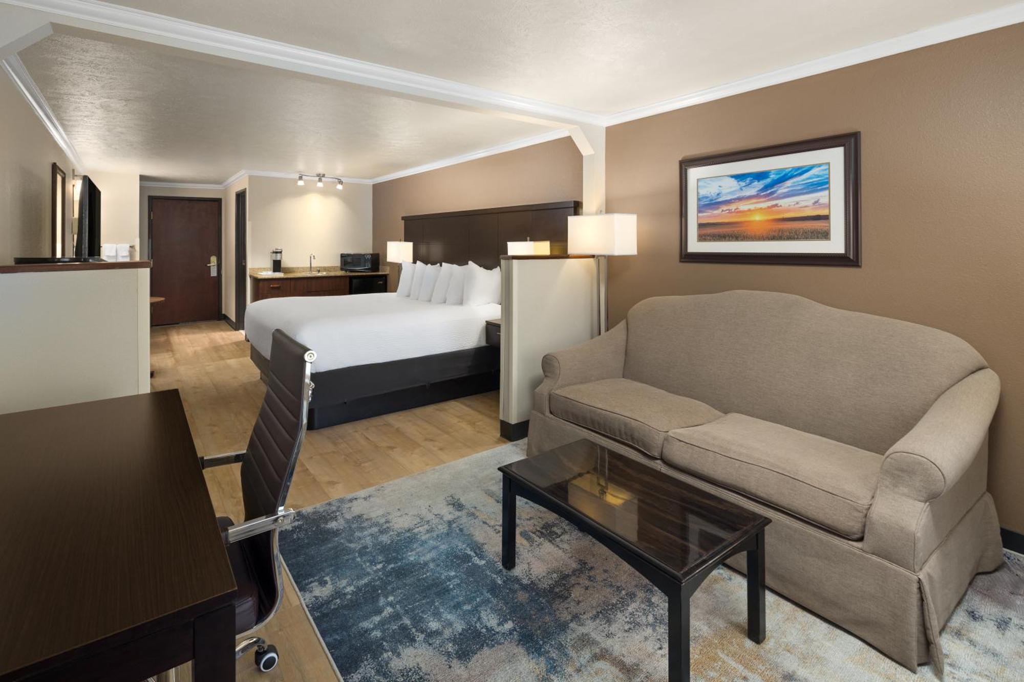 Ramada By Wyndham Moses Lake Extérieur photo