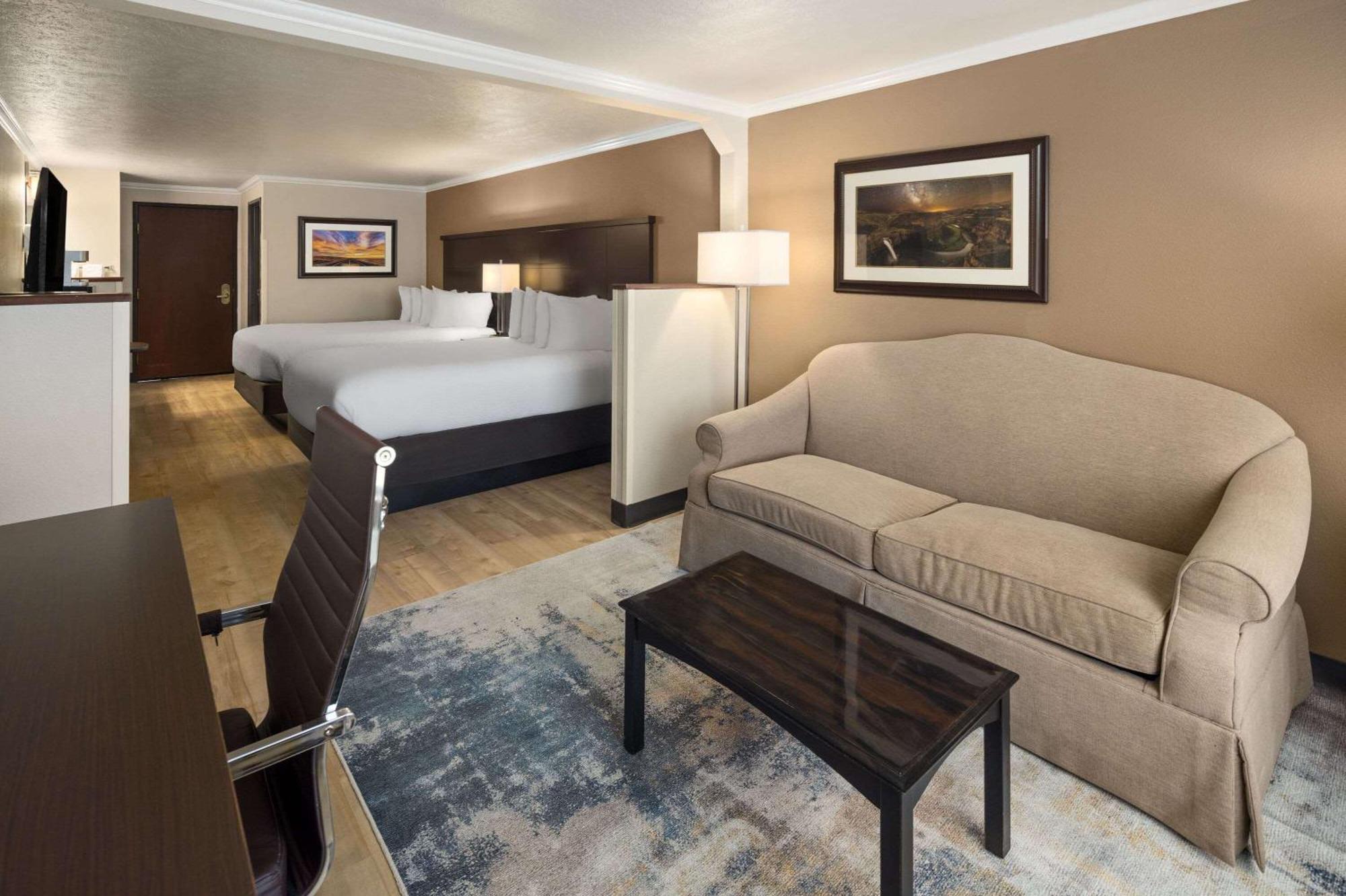 Ramada By Wyndham Moses Lake Extérieur photo